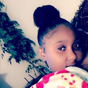 Meet your Posher, Charmeka